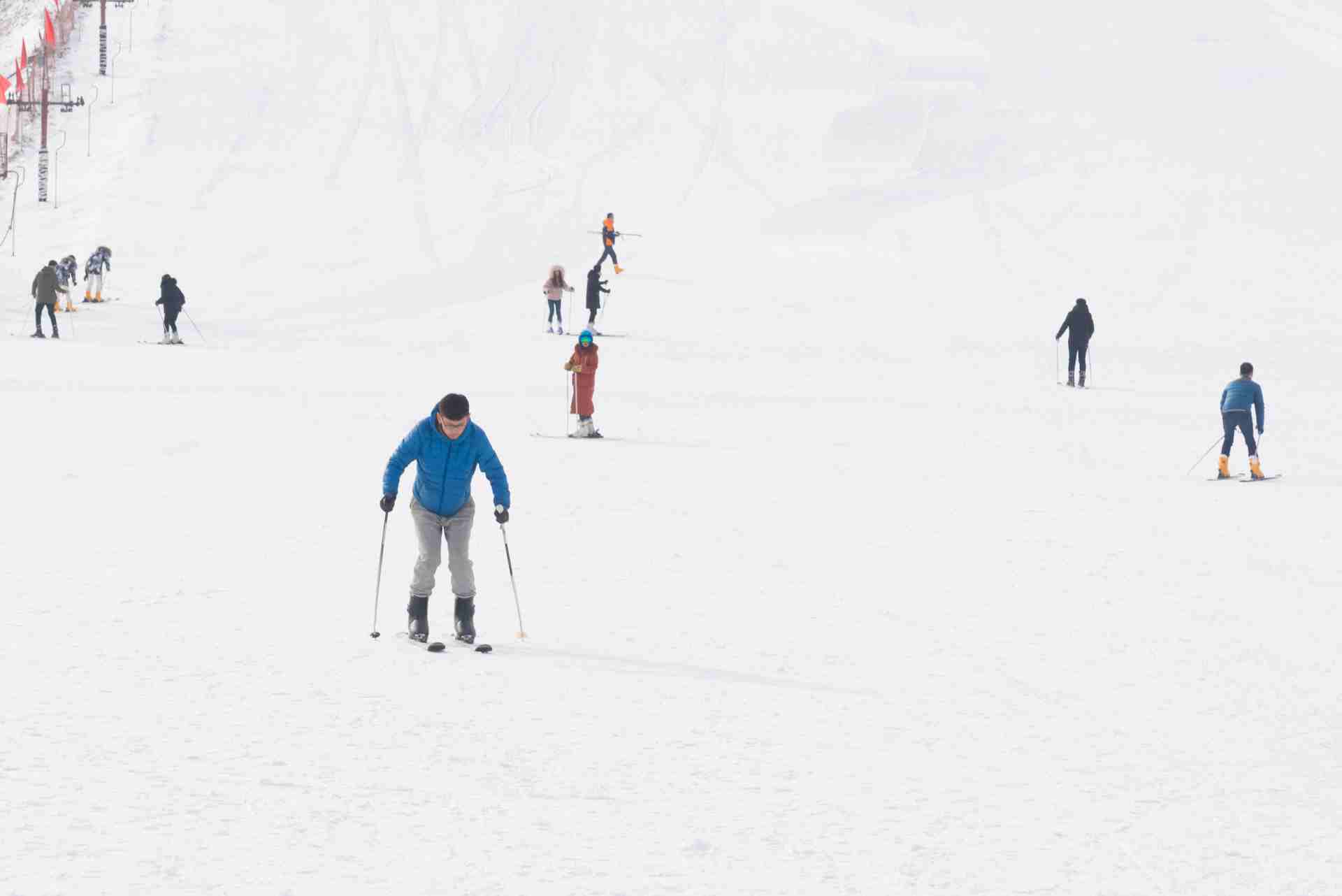 京郊规模最大滑雪场——石京龙滑雪场.jpg