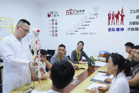 减肥达人减肥训练营勇敢者的改变